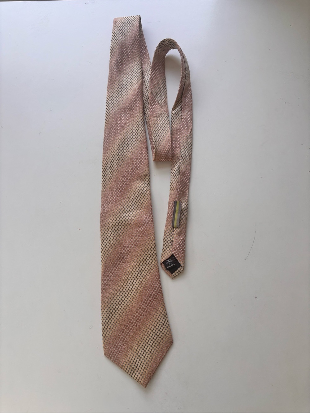 Kenneth Cole Reaction Silk Tie